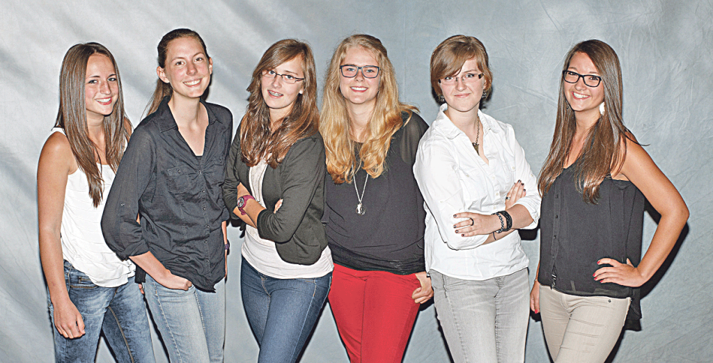 Die ersten Förderassistentinnen der IGS und RS plus Salmtal: Melanie Follmann, Corinna Pelzer, Isabel Wüschem, Jasmin Knop,  Svenja Rau und Anna-Lena Schmitz (v-l.). Foto: Fotostudios Nieder
