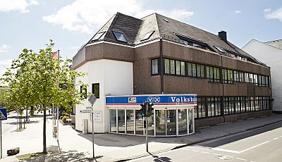 Die Volksbank in der Mayener St.-Veit-Straße, Foto: Volksbank