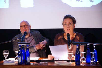 Schauspielerin Claudia Michelsen (u.a. „Polizeiruf 110“ Magdeburg) bei der Lesung des Deutschen Kurzkrimi-Preises 2013 in Daun.