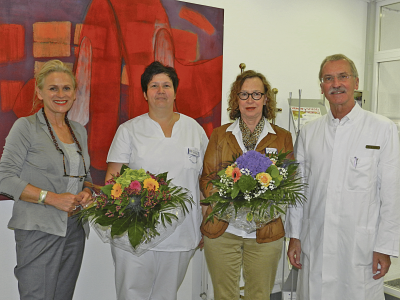 Seit vielen Jahren ein gutes Team: Verwaltungsdirektorin Petra Hager-Häusler,  Bettina Basten, Birgit Weißkopf und Chefarzt Dr. med. Norbert Frings (v.l.)